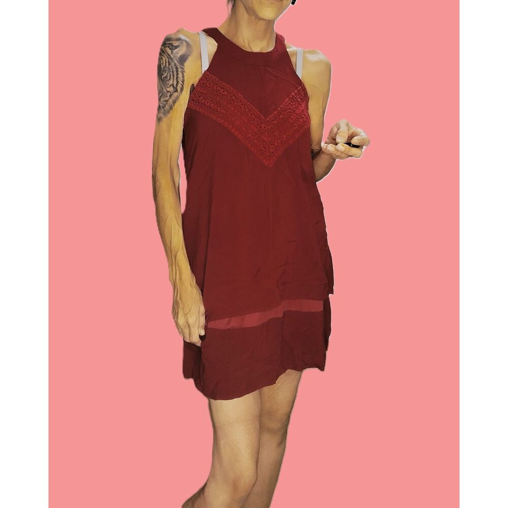 Mi Ami Miami ~ Jacey Red Wine Crochet Layer Halter Mini Dress ~ Small